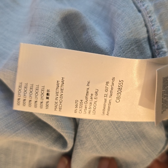 NWT, Anthropologie,Pilcro, Chambray, buttondown, shirt, size M - Picture 4 of 4